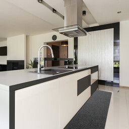 Stripe - Naaldvilt Keukenloper - Antraciet - 100 cm